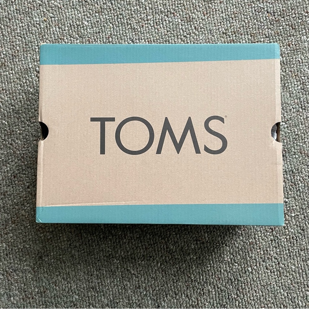 Toms Black Women’s Reese Booties - Picture 7 of 7